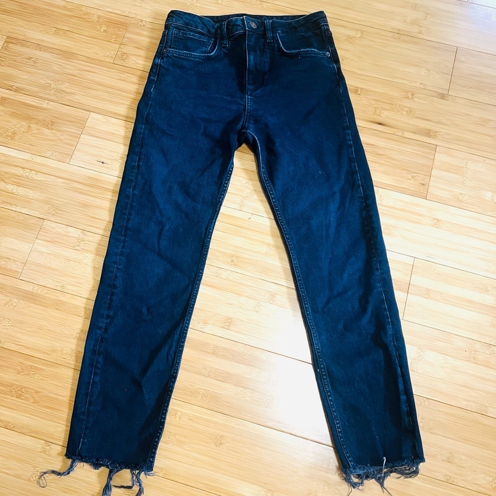 Zara Womens Raw Hem  High Rise Jeans Size 6